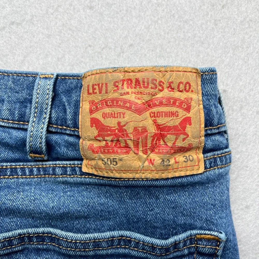 Levi's 505 Regular Mens Straight Leg Jeans Blue Denim Size 42x30 Casual Workwear